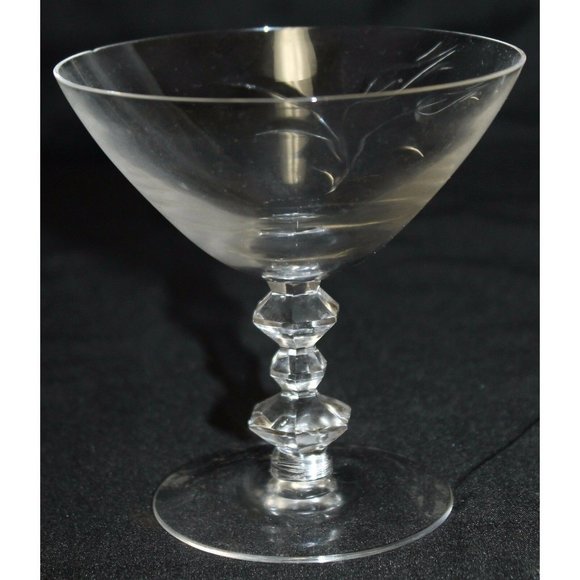 Tiffin Franciscan TIF17547 Tulips Crystal Stemware - Picture 3 of 12